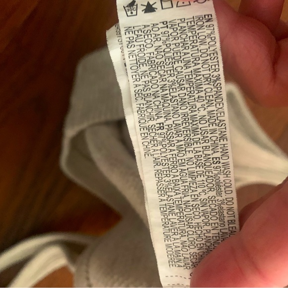 Forever 21 tank . Size S - Picture 4 of 4